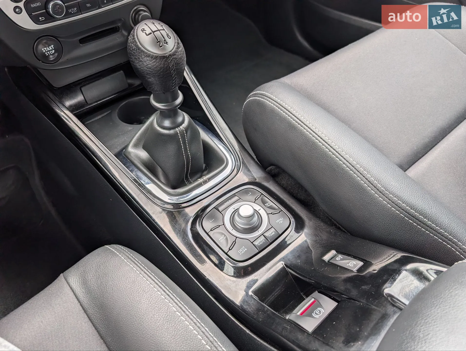 2012 Renault Megane - мініатюра 13