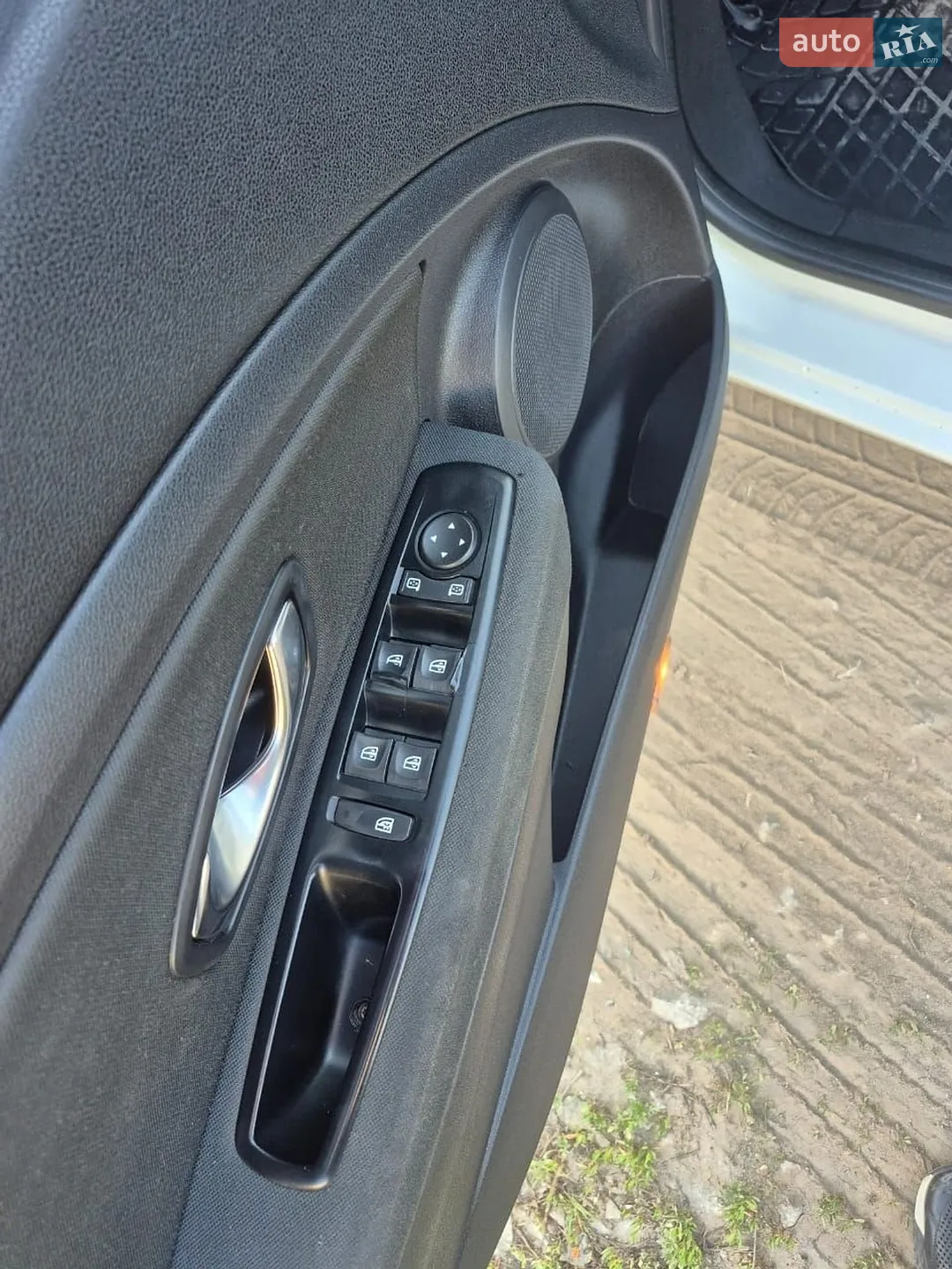 2010 Renault Megane - мініатюра 7