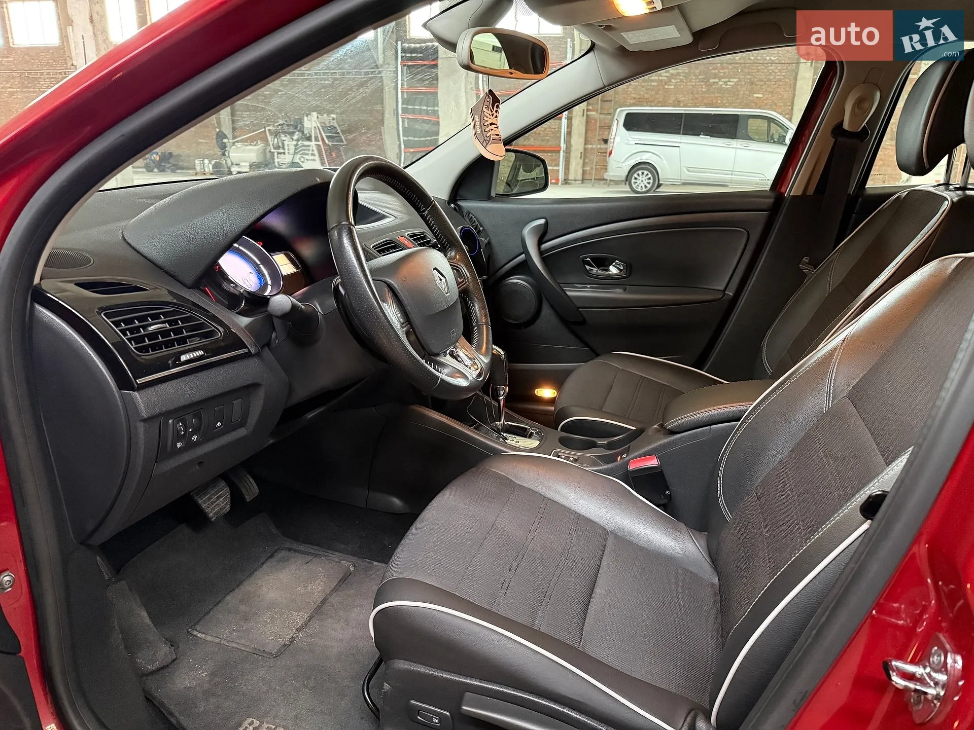 2014 Renault Megane - мініатюра 24