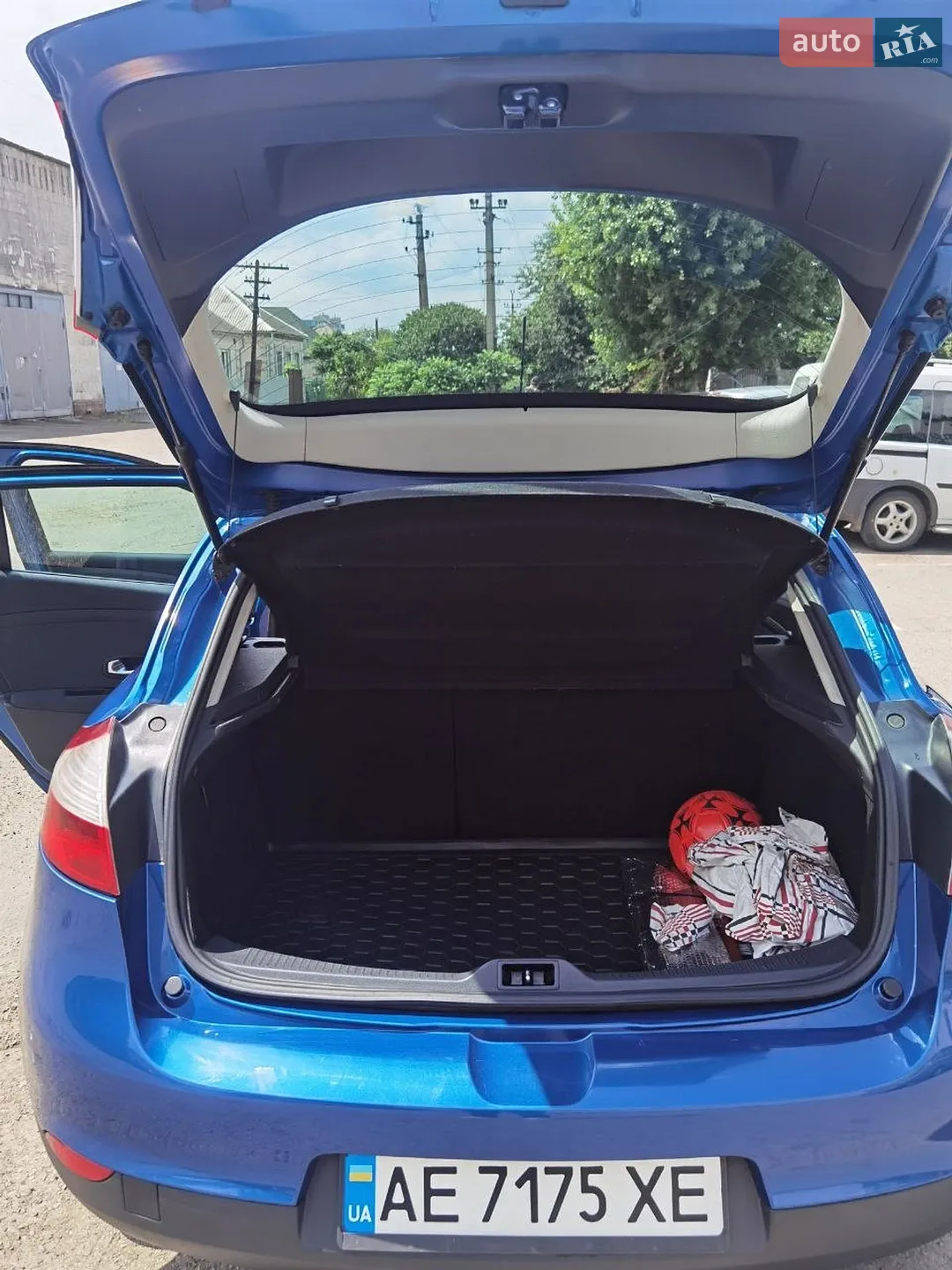 2011 Renault Megane - мініатюра 11