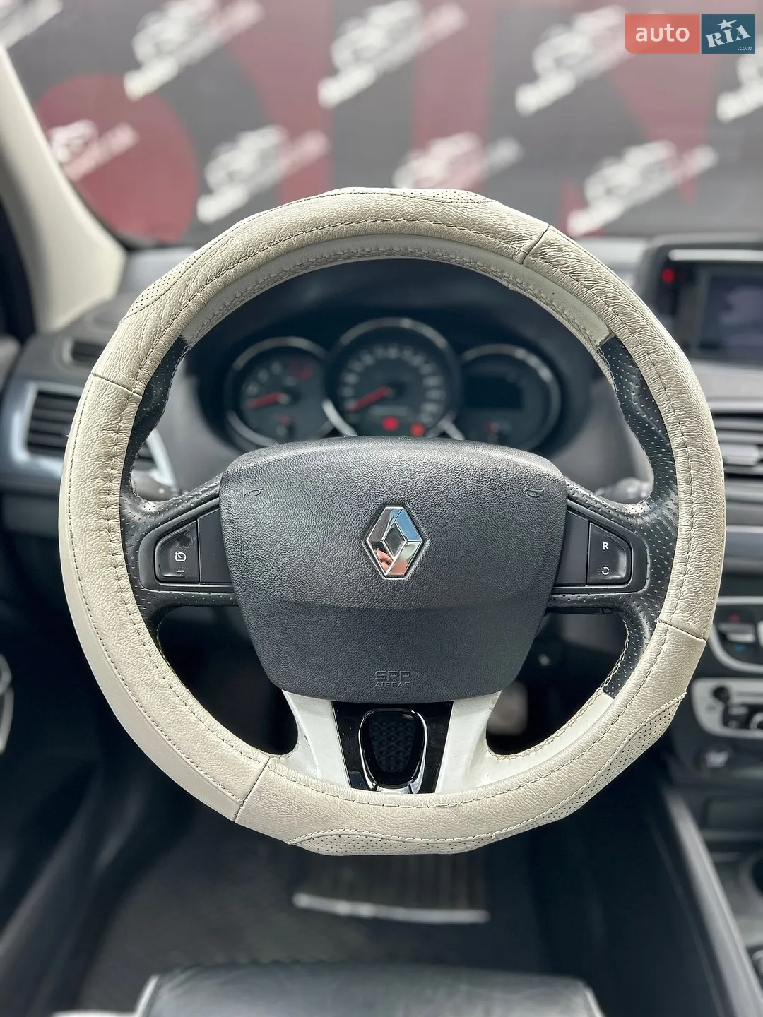 2012 Renault Megane - мініатюра 18