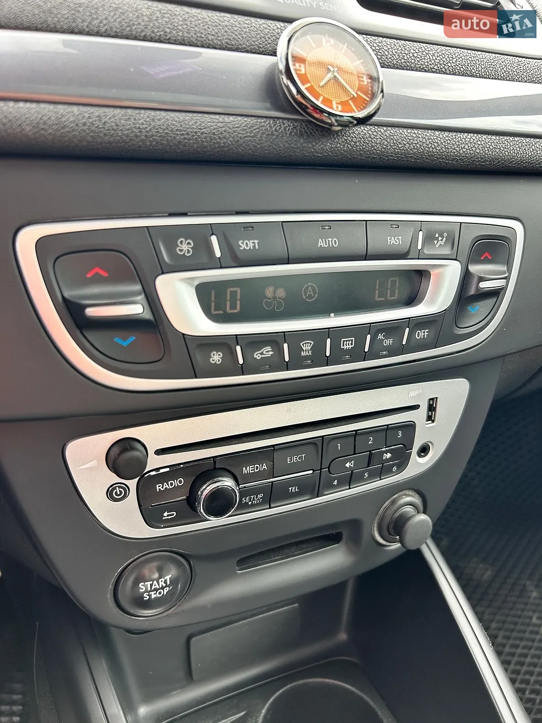 2012 Renault Megane - мініатюра 30