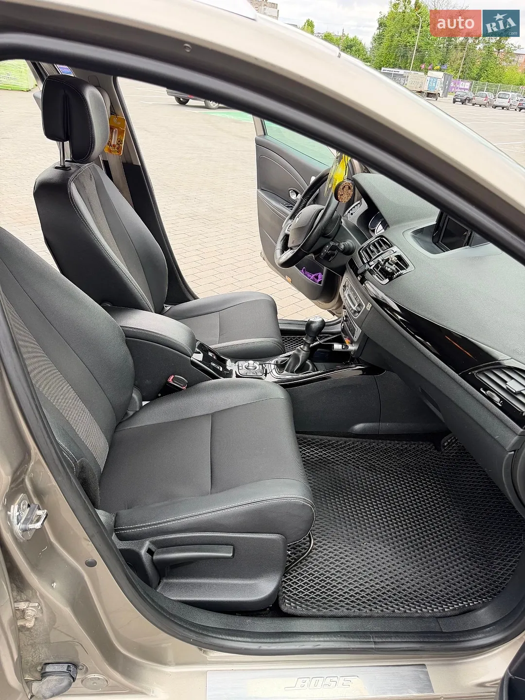 2012 Renault Megane - мініатюра 14