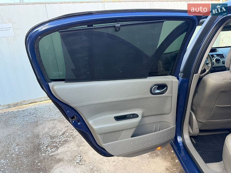 Седан Renault Megane 2006 в Дрогобичі