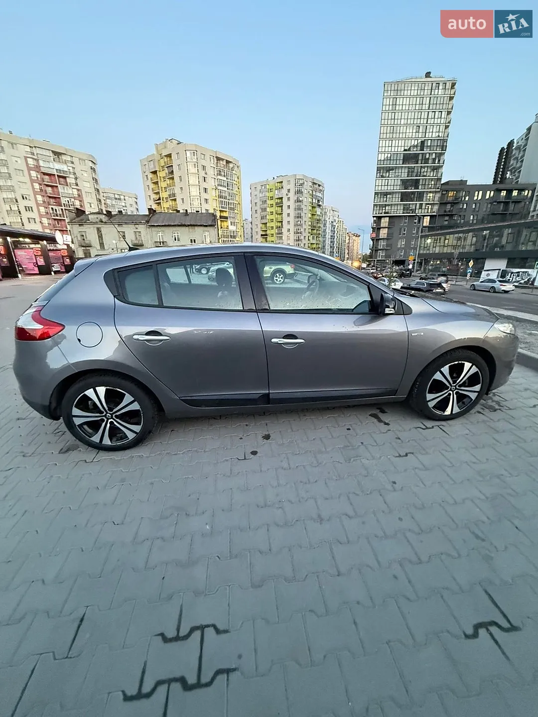 2011 Renault Megane - мініатюра 8