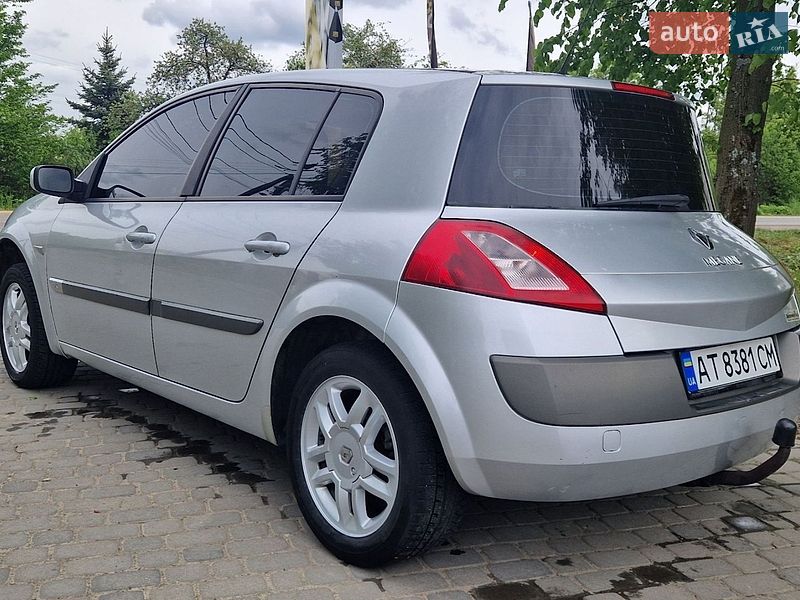 Хэтчбек Renault Megane 2004 в Богородчанах