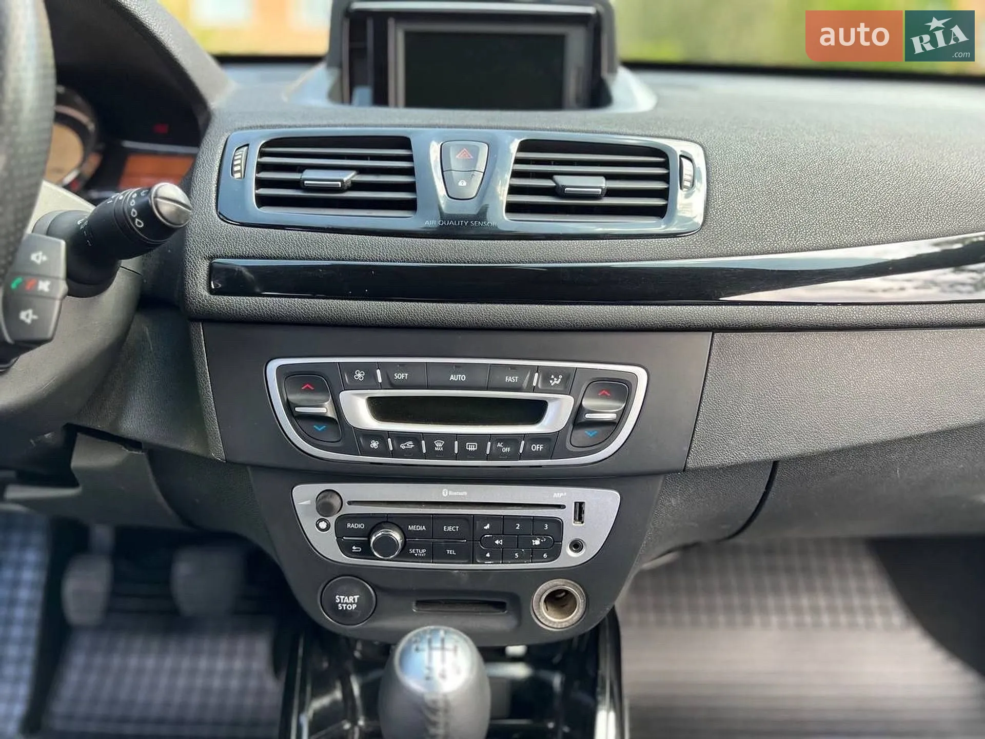 2012 Renault Megane - мініатюра 18
