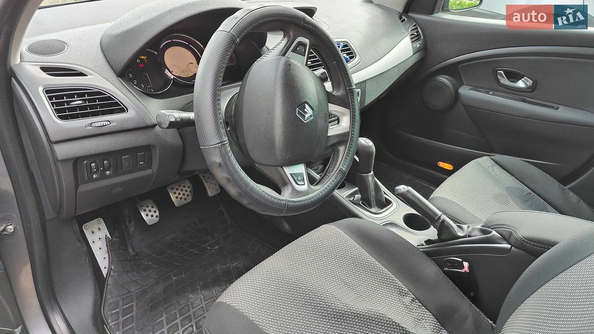 2011 Renault Megane - мініатюра 13