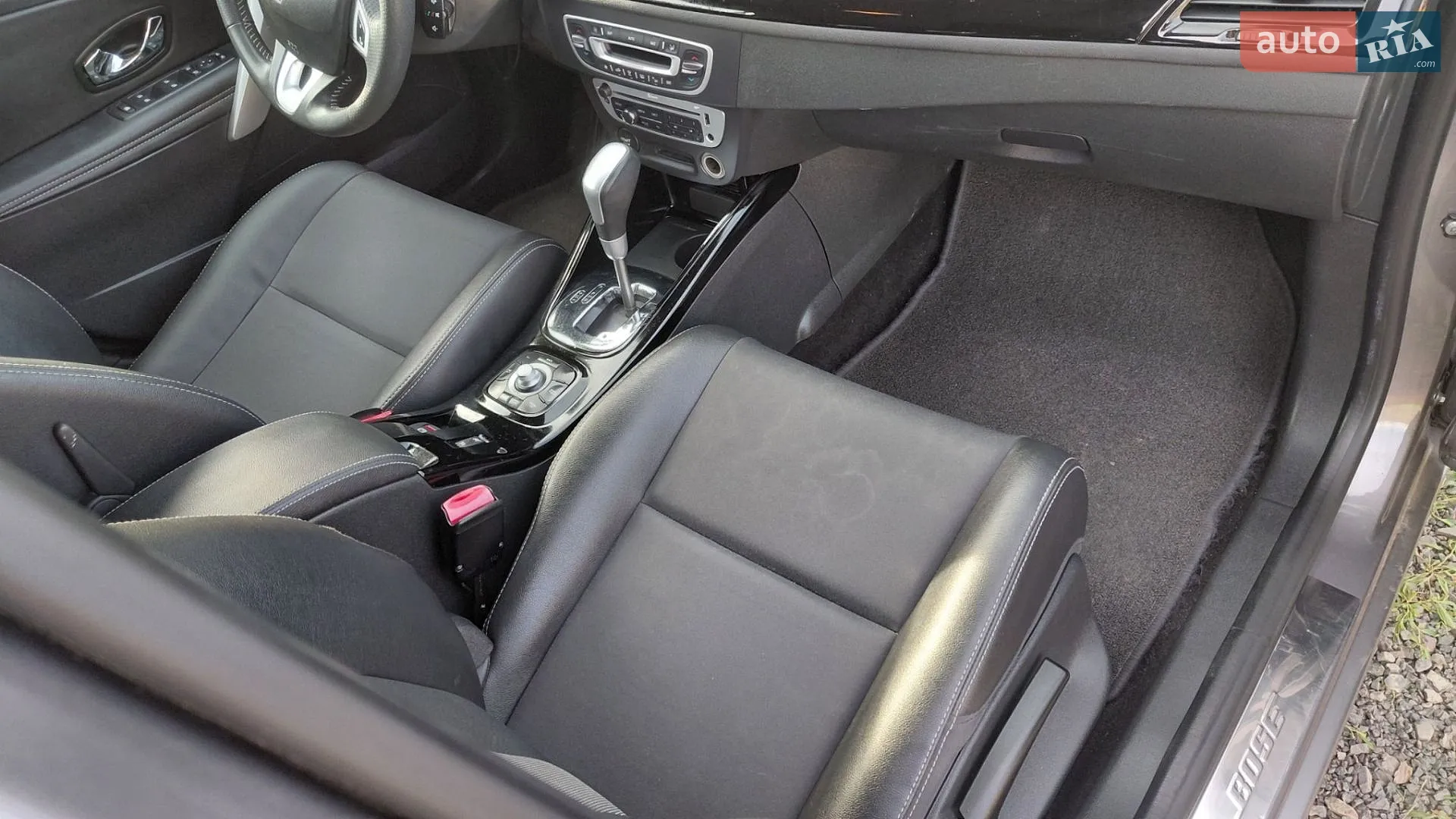 2012 Renault Megane - мініатюра 15