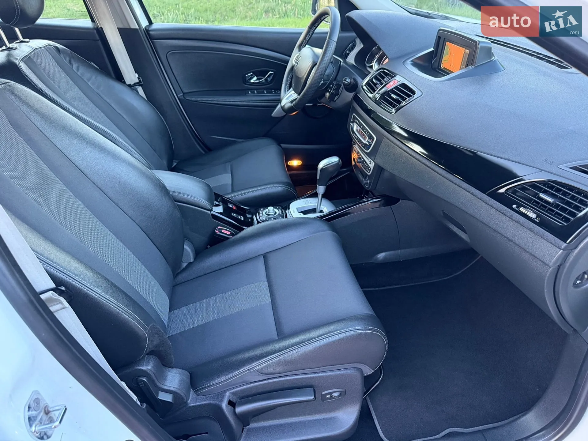 2012 Renault Megane - мініатюра 64
