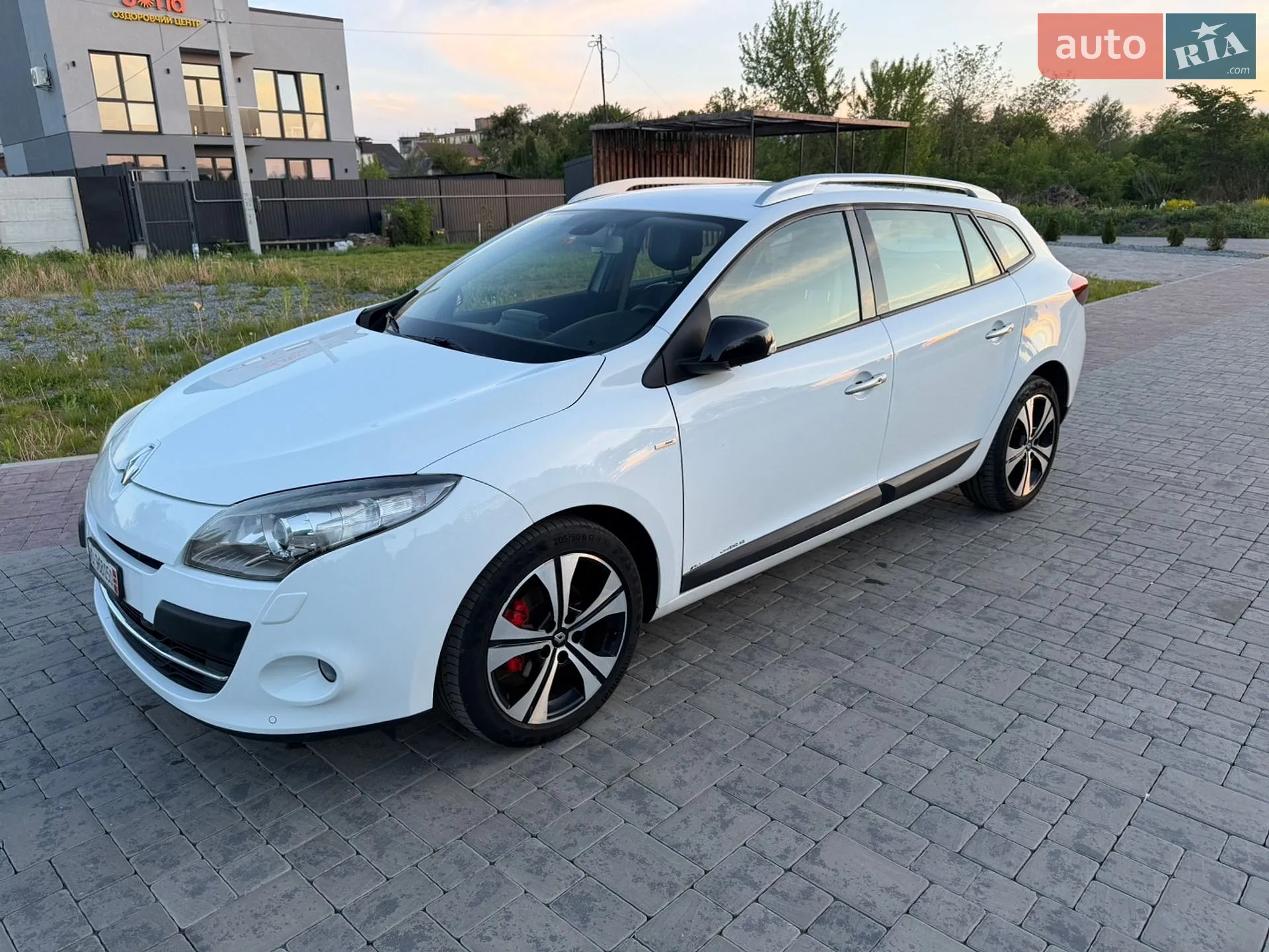 2012 Renault Megane - мініатюра 98