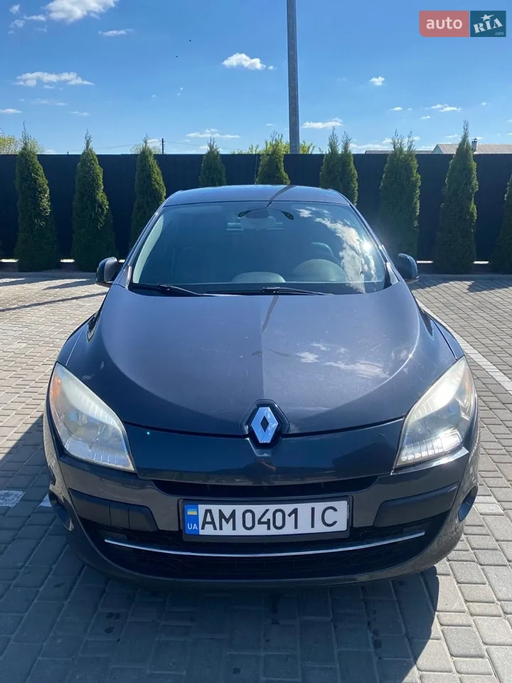 2010 Renault Megane - мініатюра 19