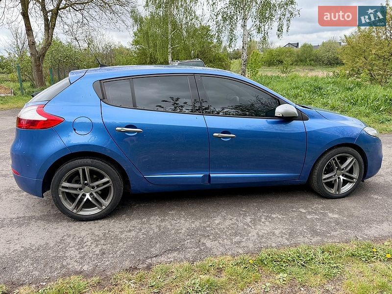 Хэтчбек Renault Megane 2012 в Владимире