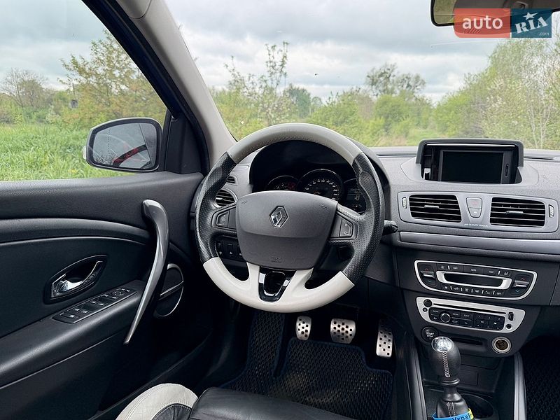 Хэтчбек Renault Megane 2012 в Владимире