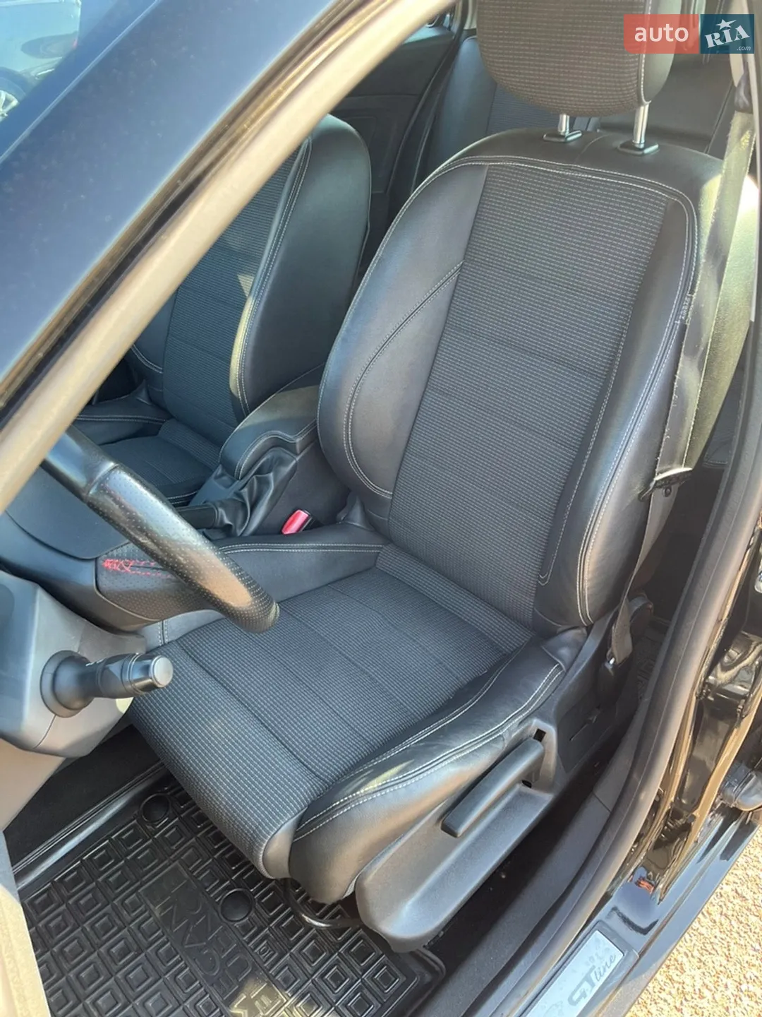 2012 Renault Megane - мініатюра 28