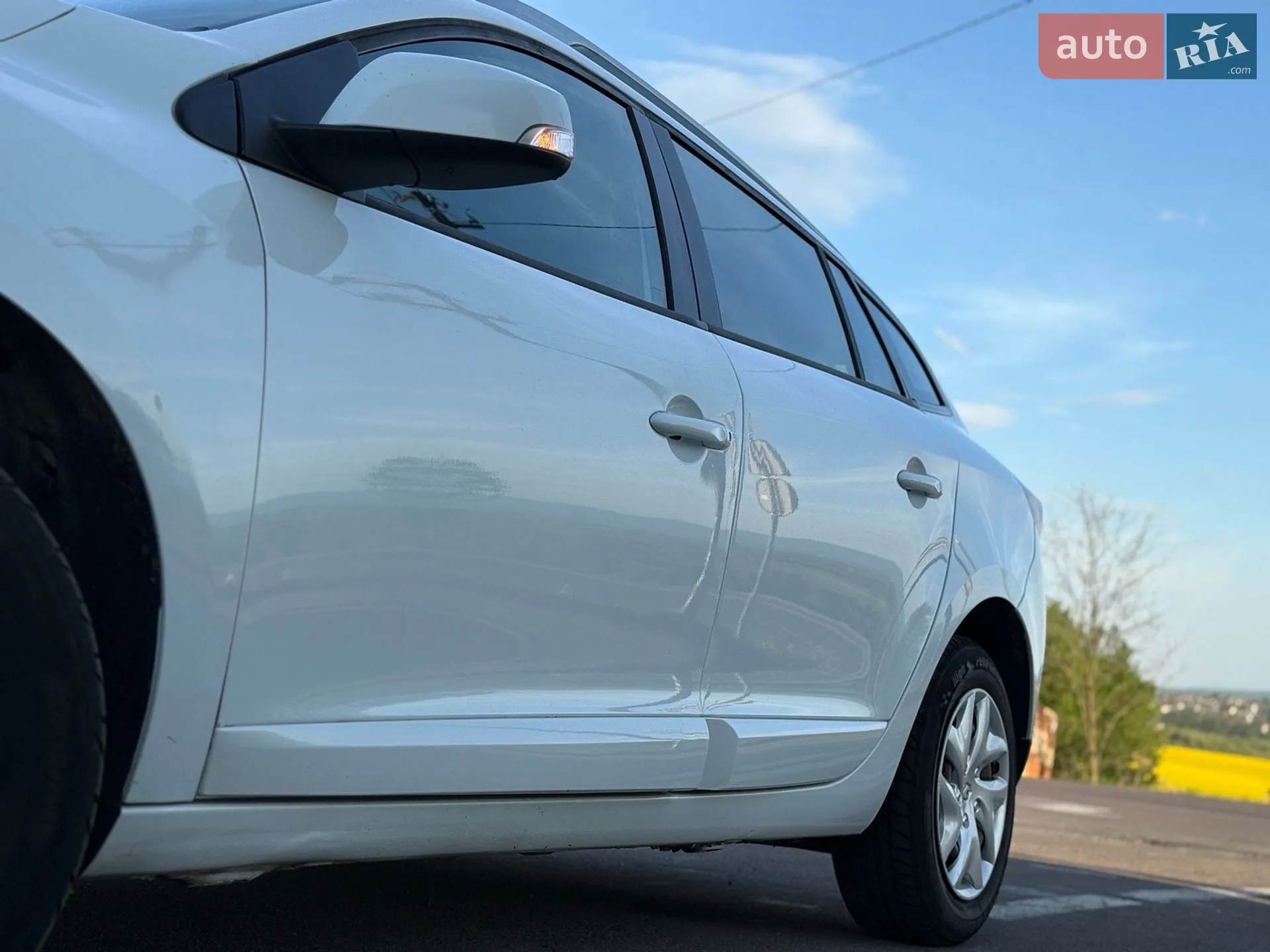 2014 Renault Megane - мініатюра 13