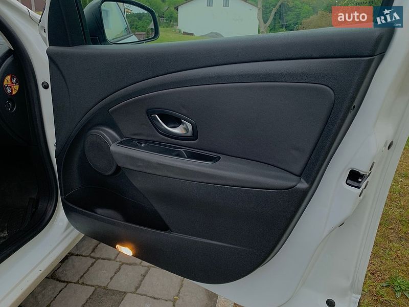 Универсал Renault Megane 2009 в Перемышлянах фото 14 Универсал Renault Megane 2009 в Перемышлянах