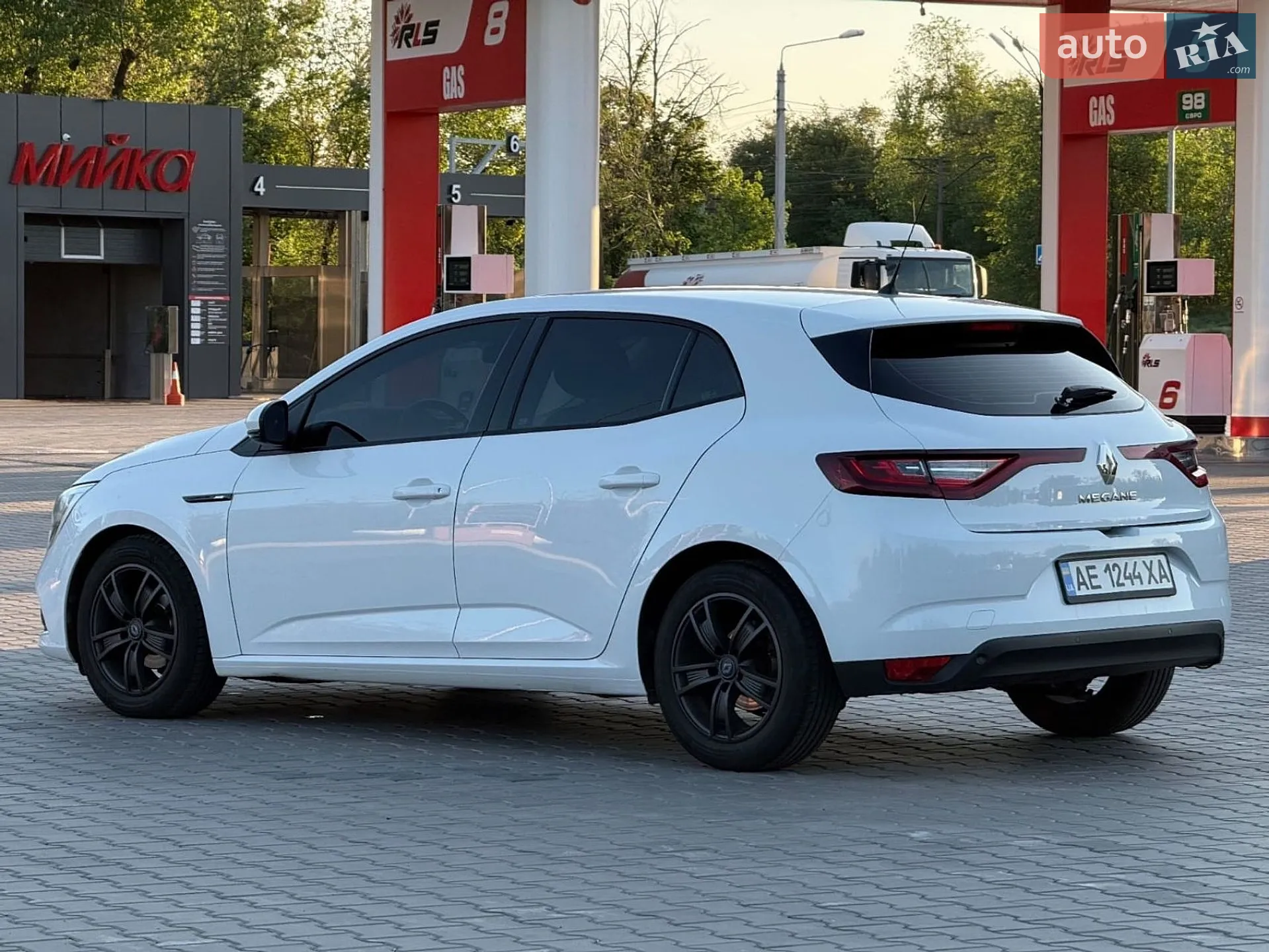 2017 Renault Megane - мініатюра 9