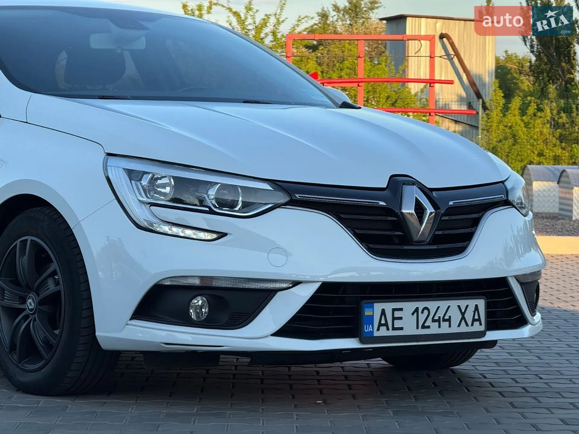 2017 Renault Megane - мініатюра 8