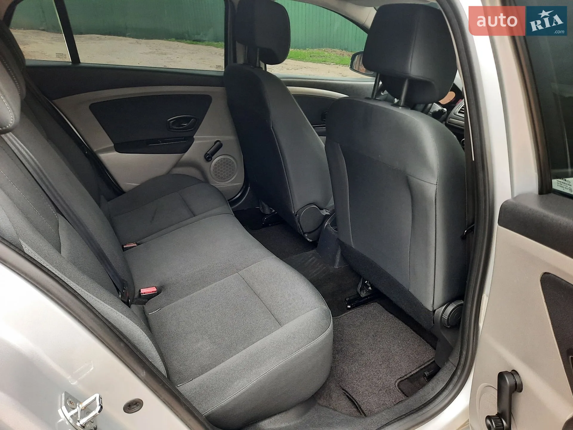 2011 Renault Megane - мініатюра 44