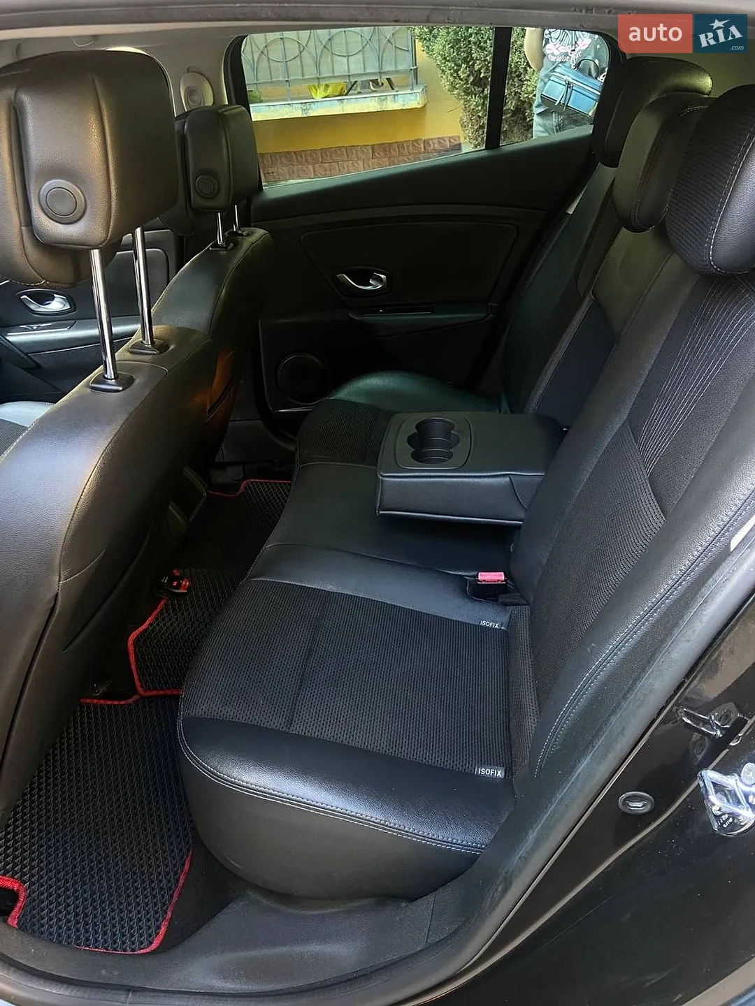 2010 Renault Megane - мініатюра 9
