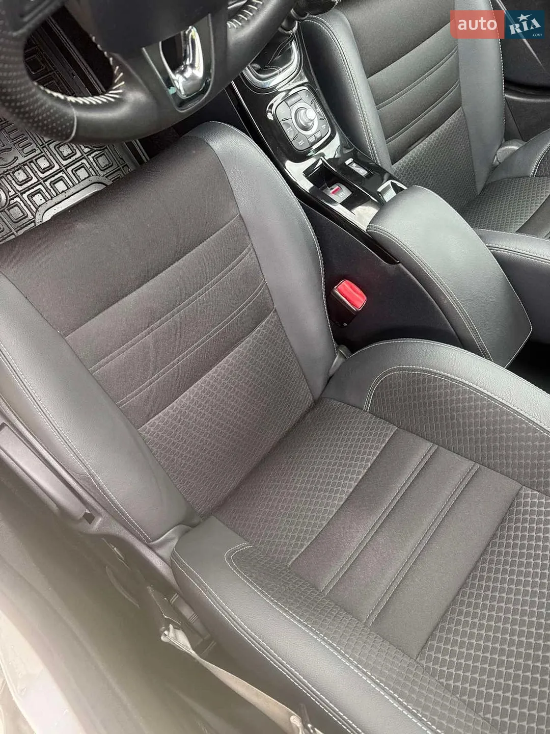 2015 Renault Megane - мініатюра 12