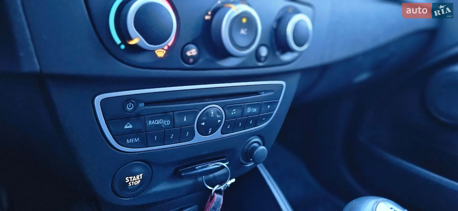 2010 Renault Megane - мініатюра 48