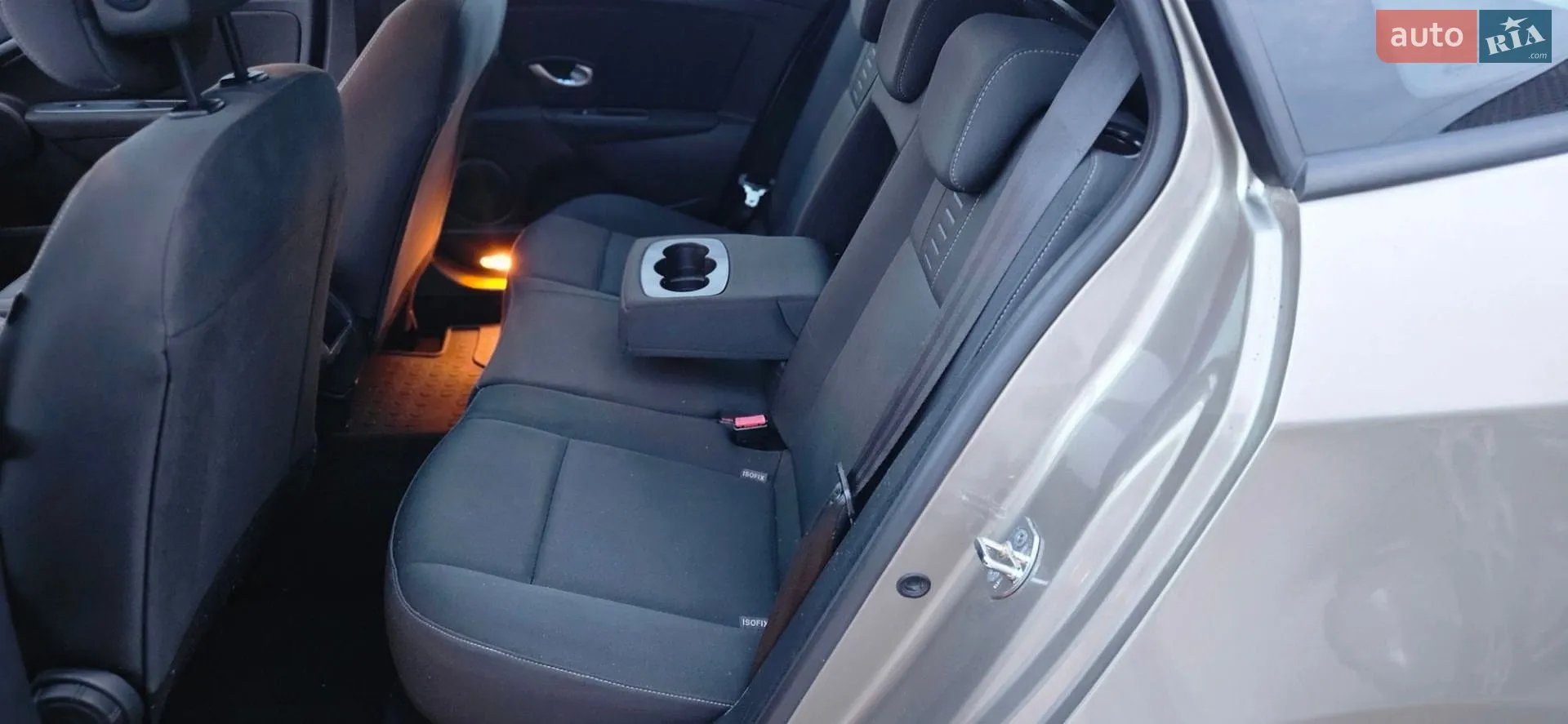 2010 Renault Megane - мініатюра 74