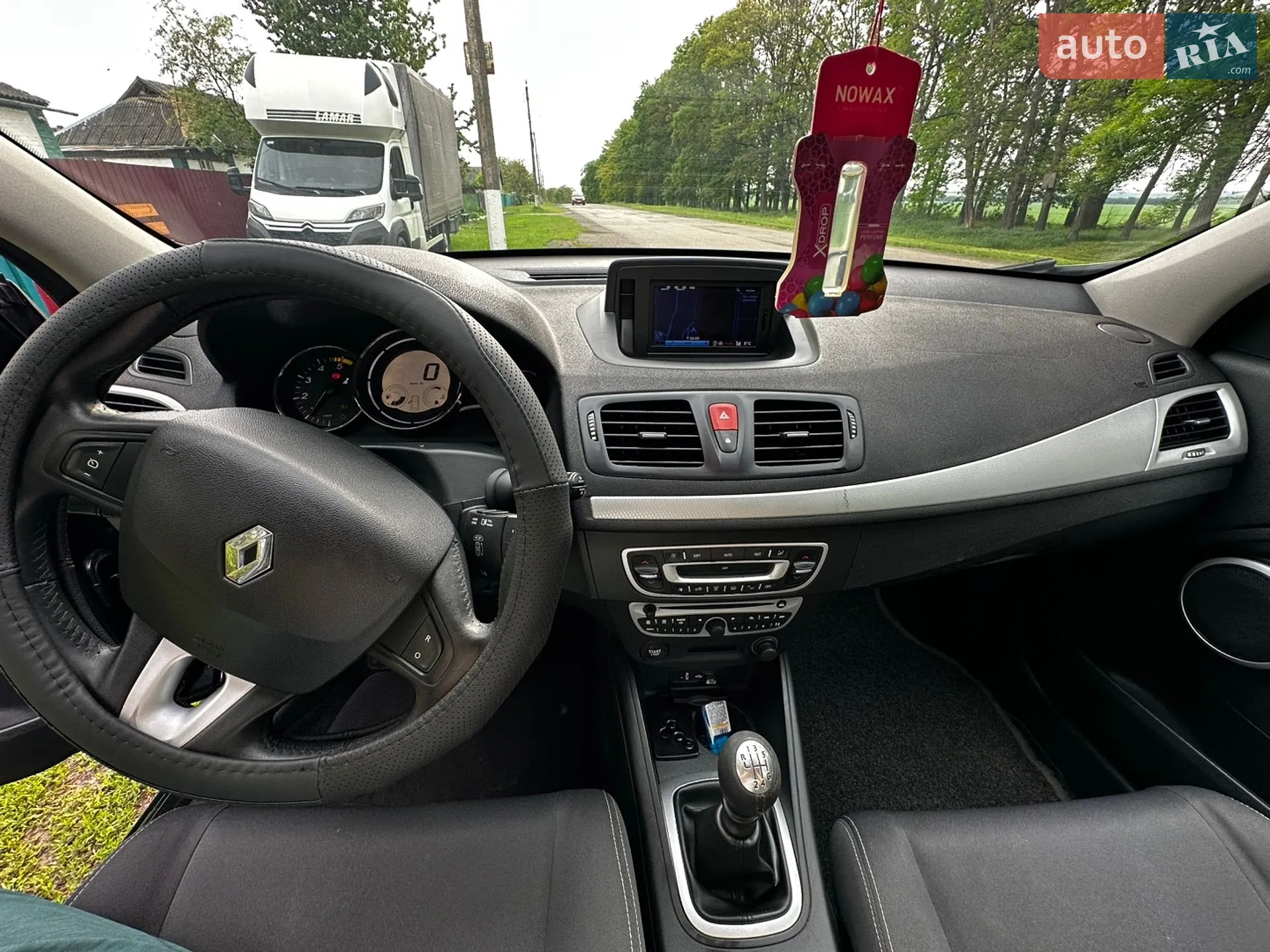 2010 Renault Megane - мініатюра 27