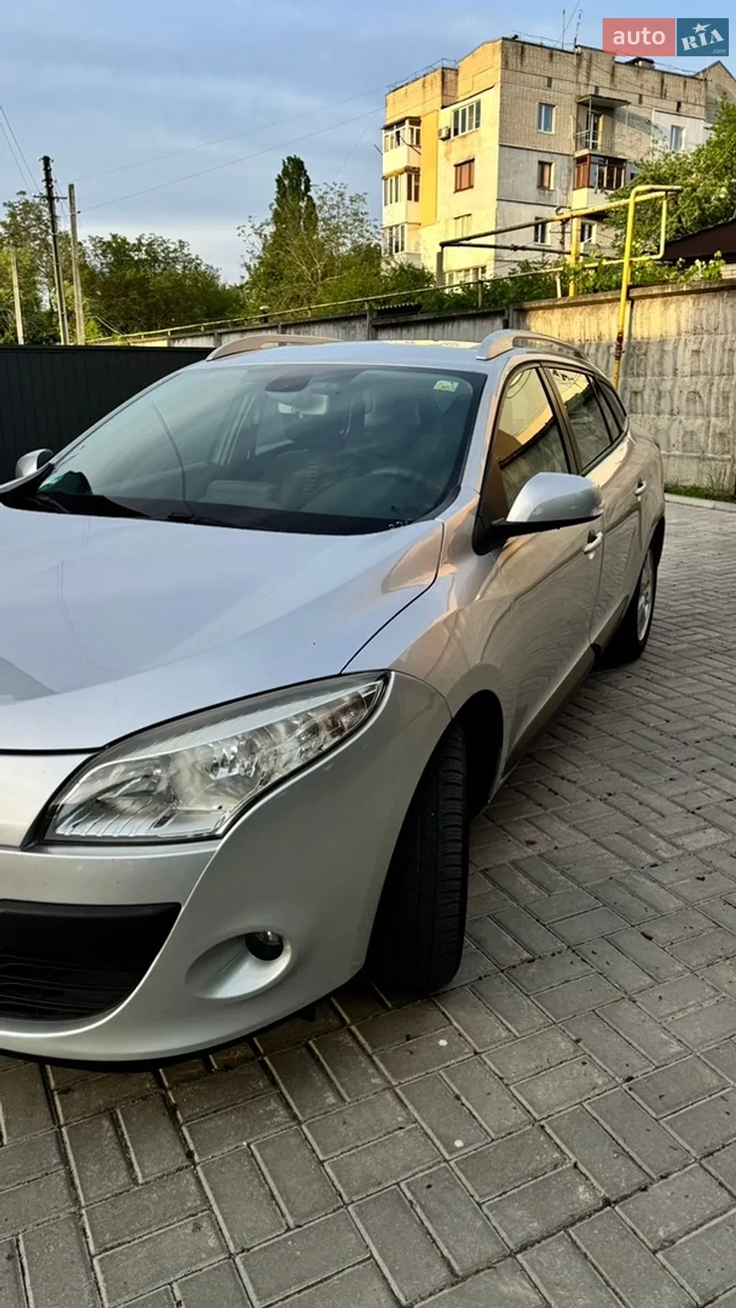 2010 Renault Megane - мініатюра 10