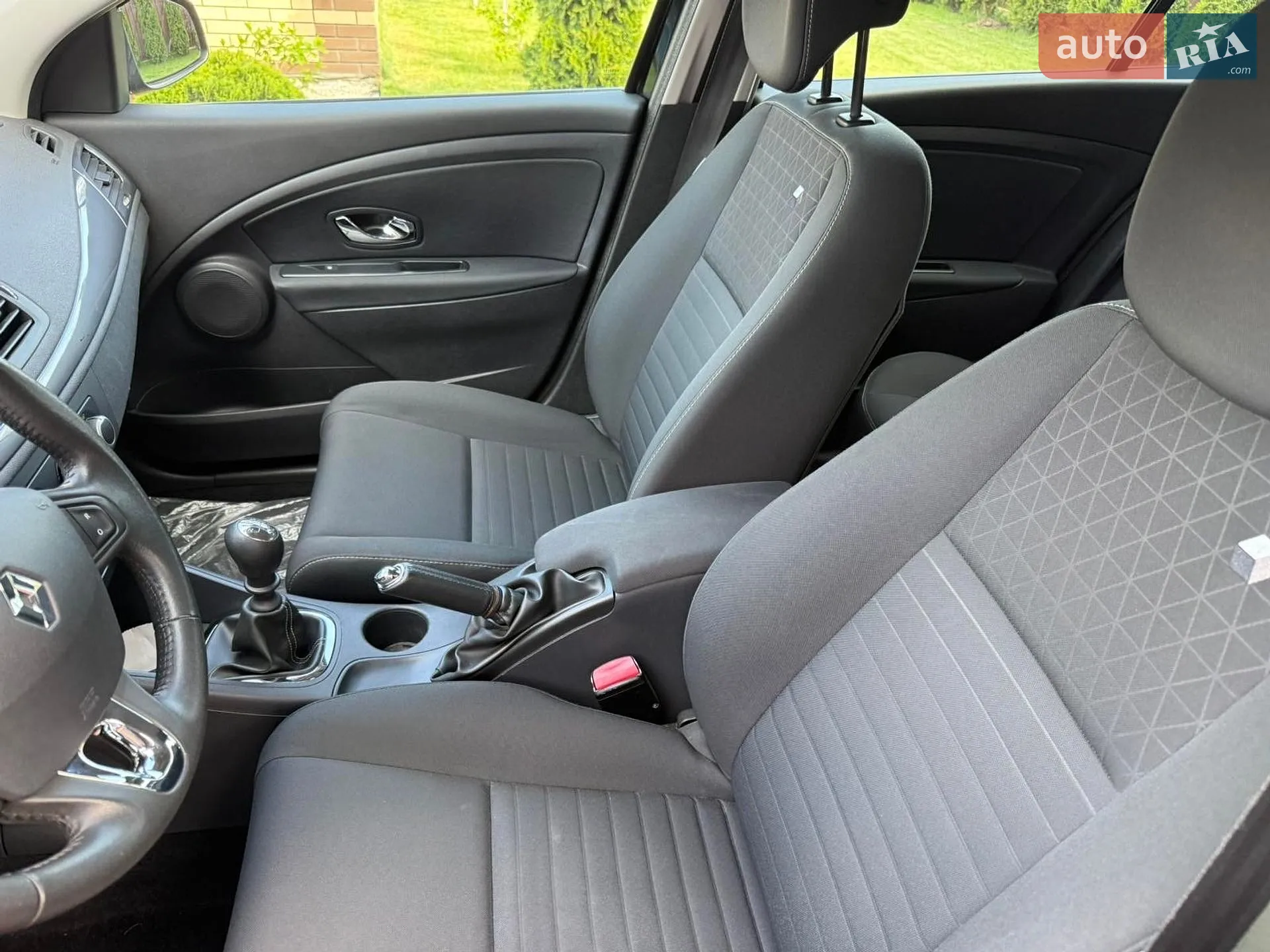 2015 Renault Megane - мініатюра 31
