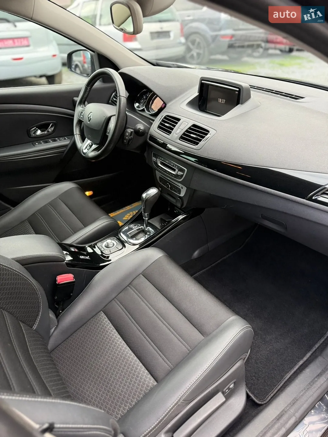 2015 Renault Megane - мініатюра 109