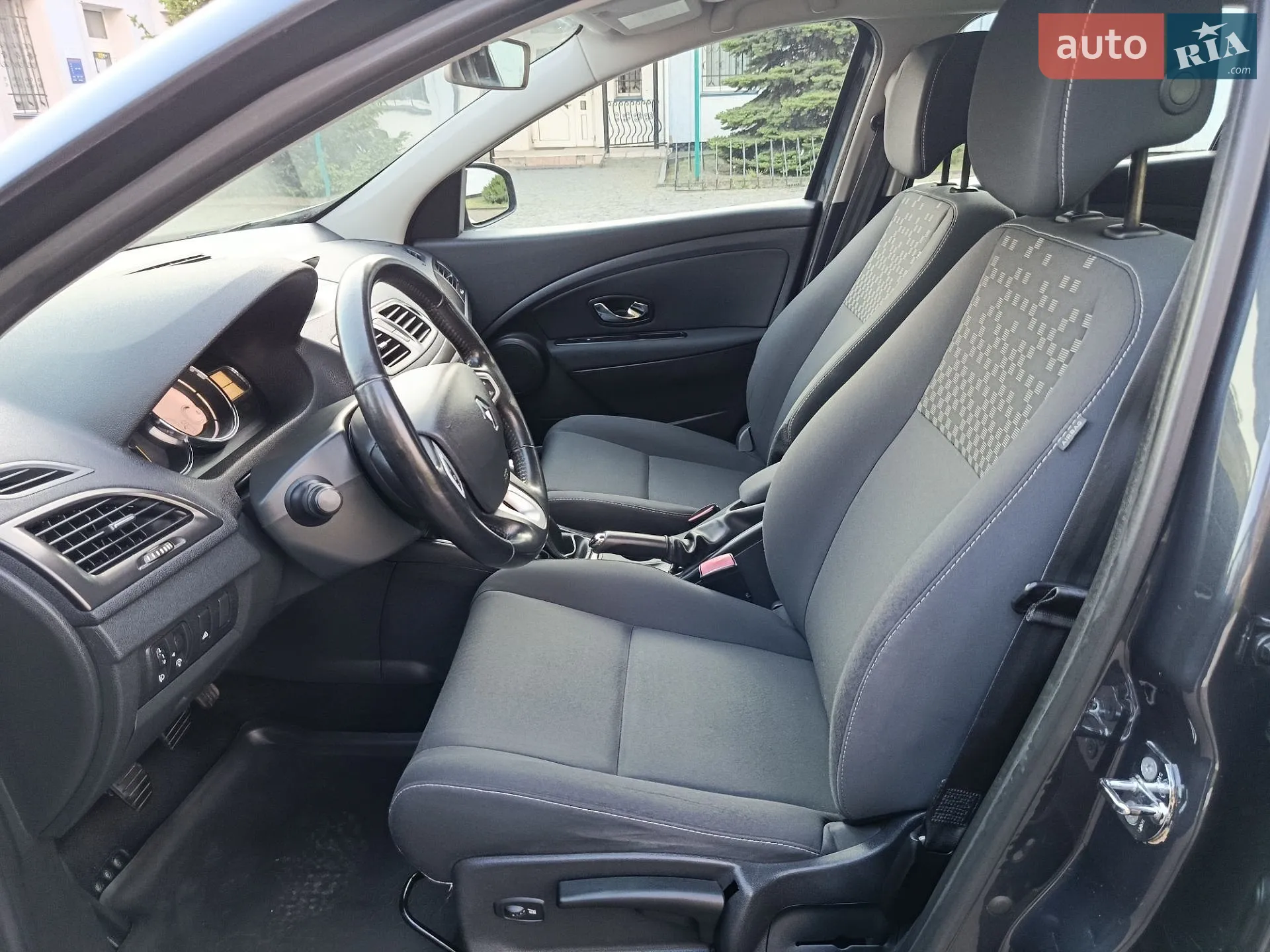 2012 Renault Megane - мініатюра 13
