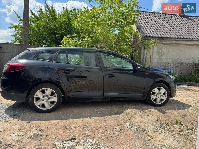 Универсал Renault Megane 2011 в Житомире фото 3 Универсал Renault Megane 2011 в Житомире
