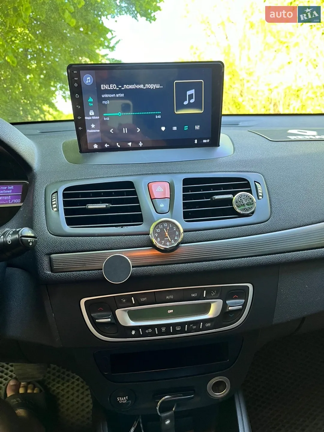 2010 Renault Megane - мініатюра 13