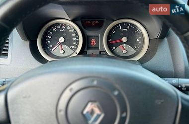 Хэтчбек Renault Megane 2003 в Бердичеве фото 6 Хэтчбек Renault Megane 2003 в Бердичеве