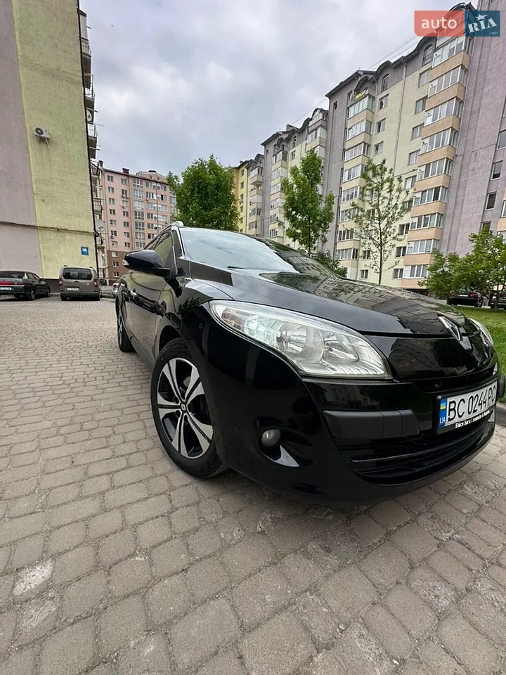 2010 Renault Megane - мініатюра 8