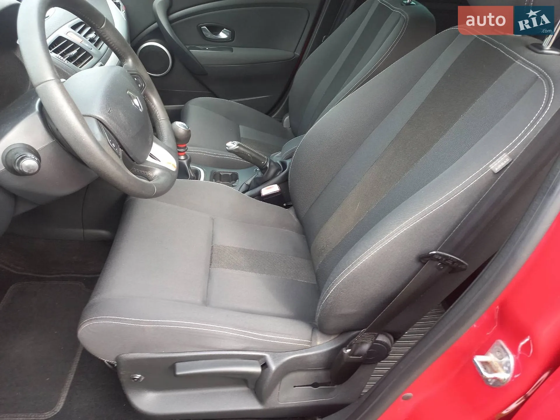 2010 Renault Megane - мініатюра 13