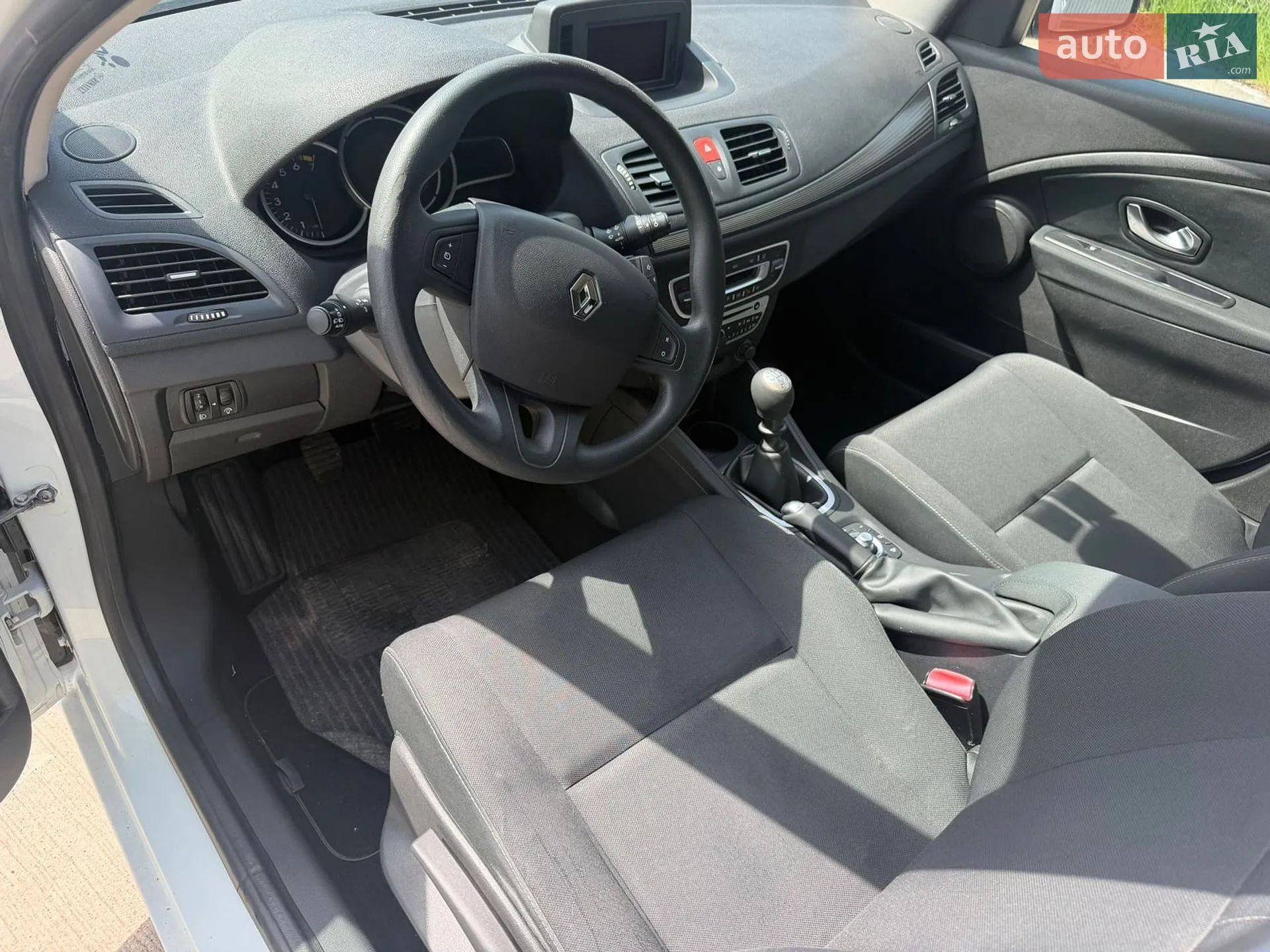 2010 Renault Megane - мініатюра 15