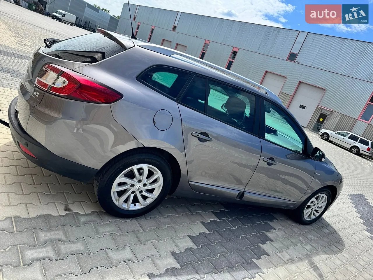 2013 Renault Megane - мініатюра 25