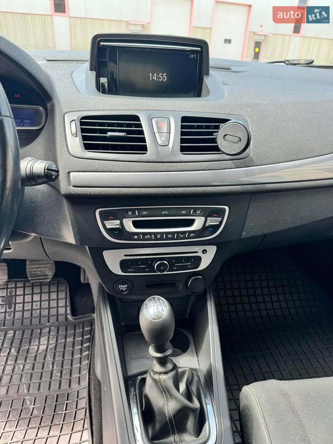 2014 Renault Megane - мініатюра 13