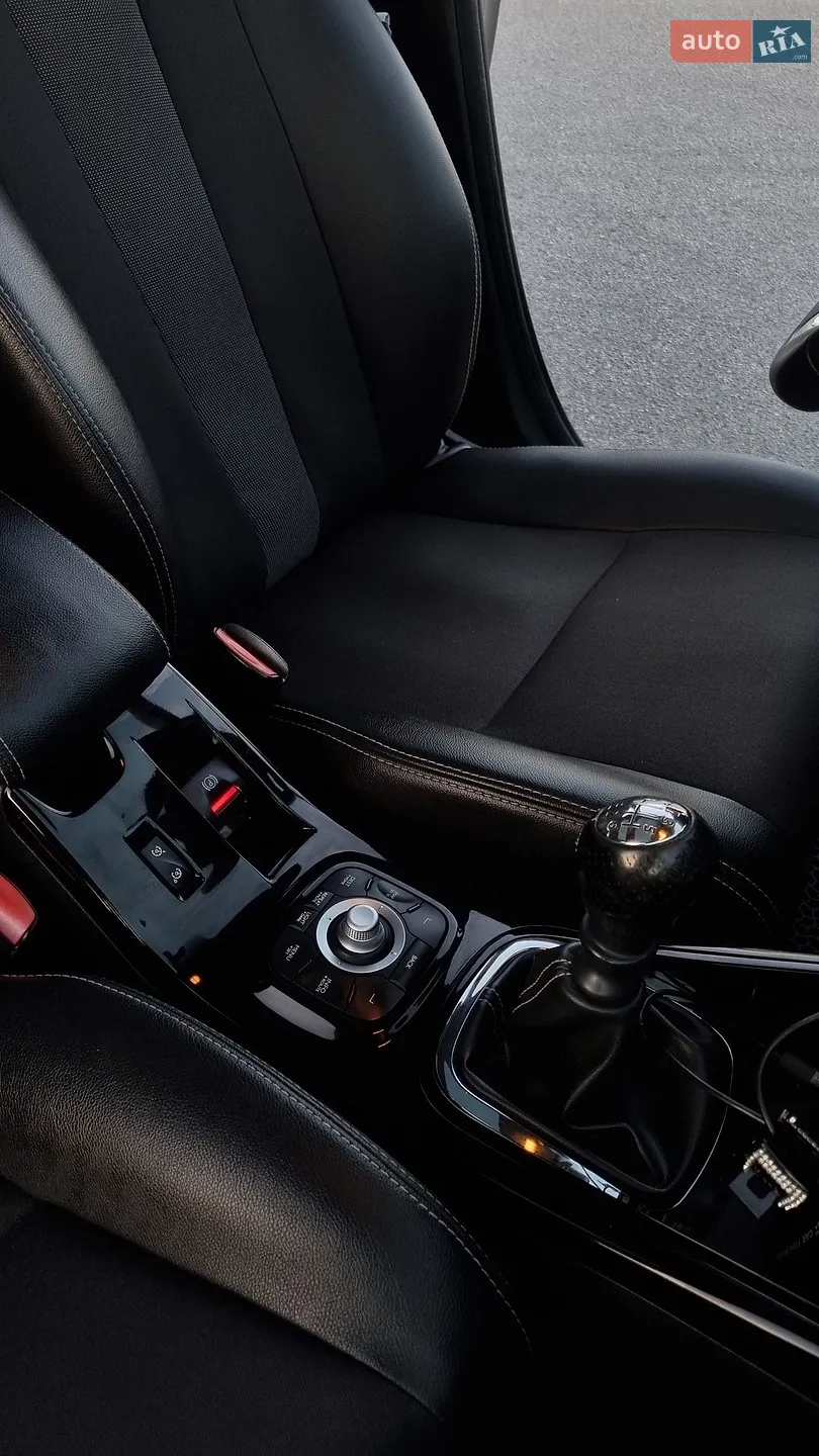 2013 Renault Megane - мініатюра 24