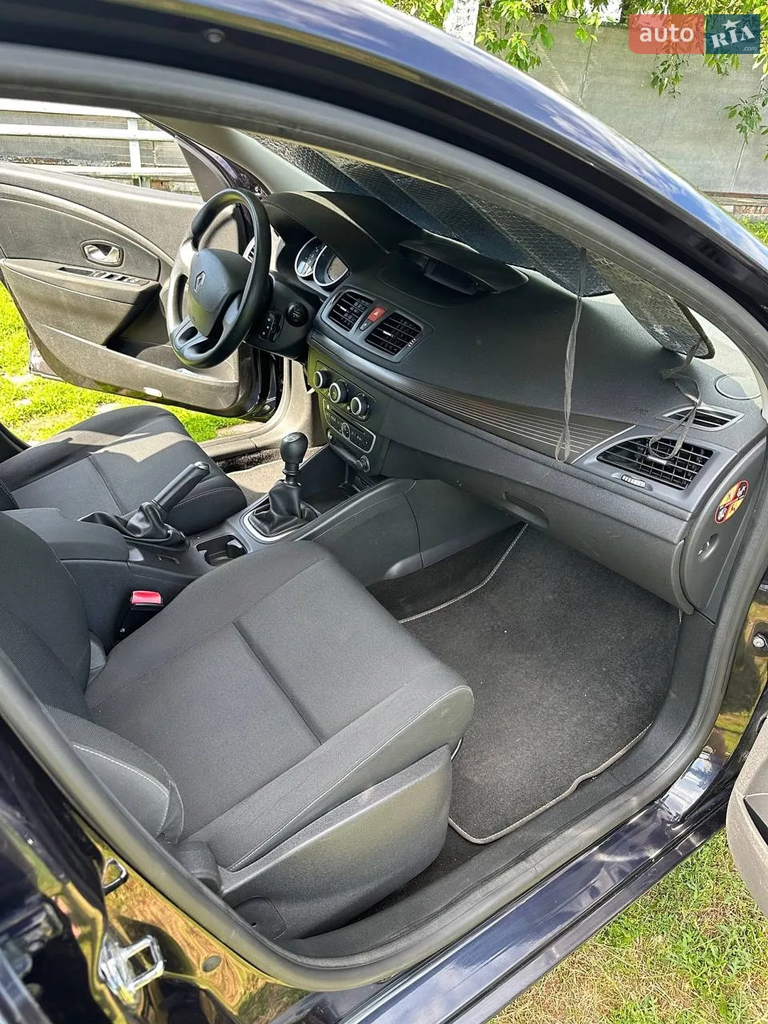 2010 Renault Megane - мініатюра 8