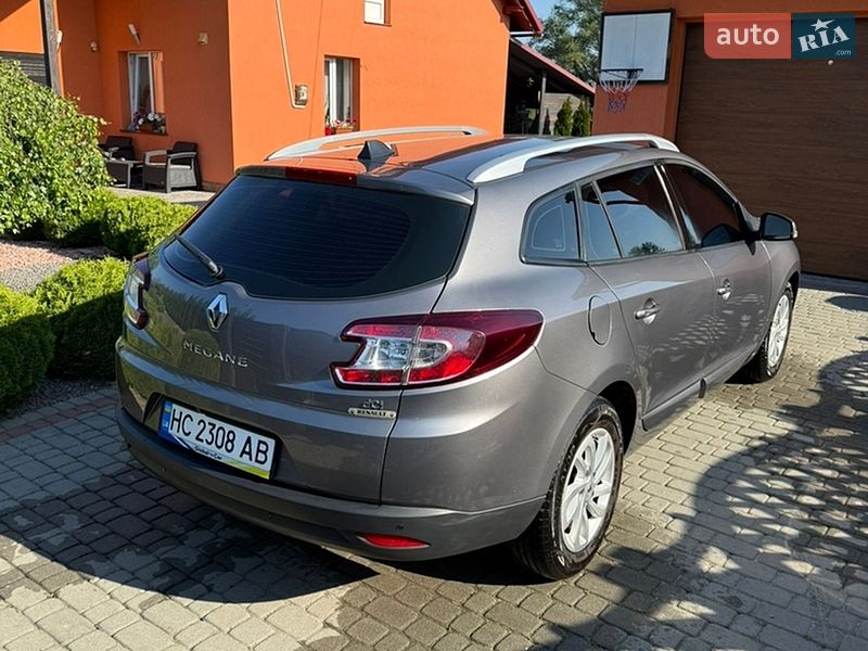 Универсал Renault Megane 2014 в Городке