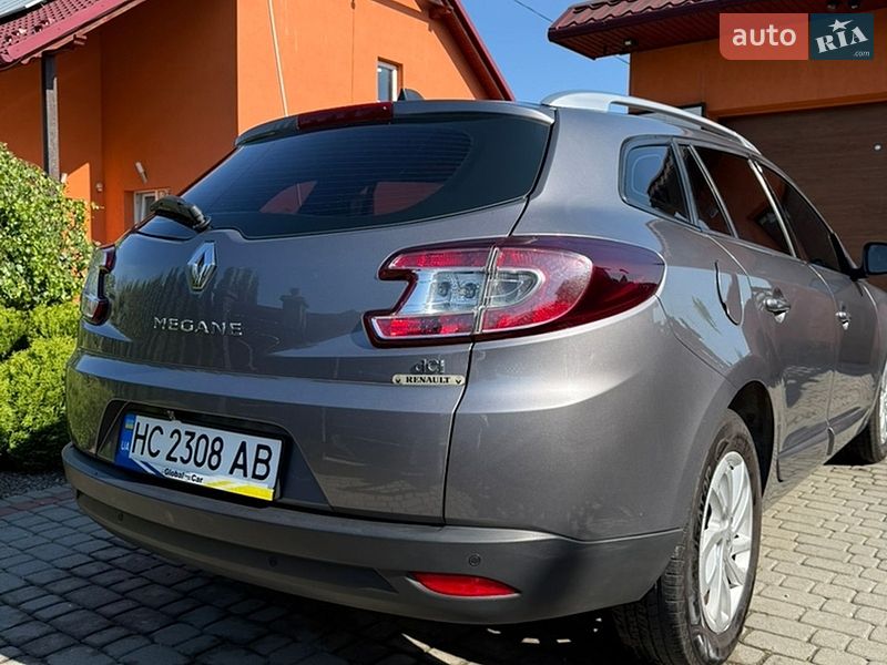 Универсал Renault Megane 2014 в Городке