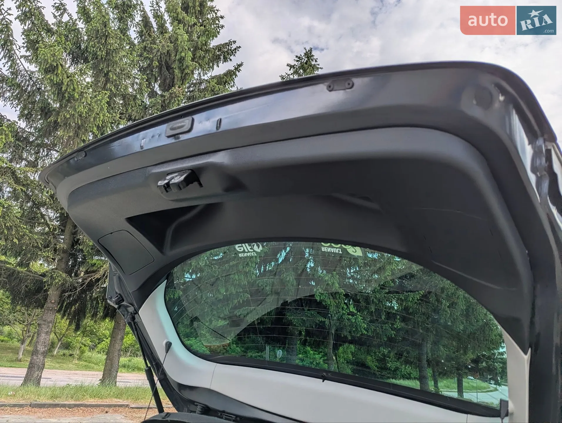 2014 Renault Megane - мініатюра 32