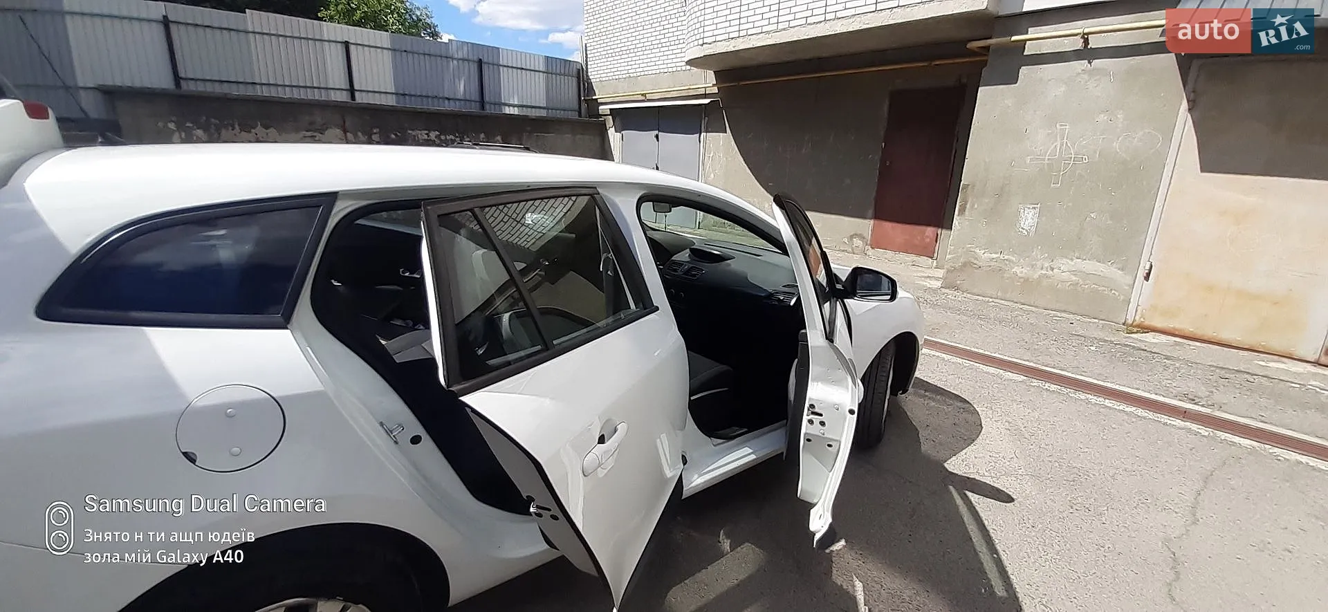 2011 Renault Megane - мініатюра 12