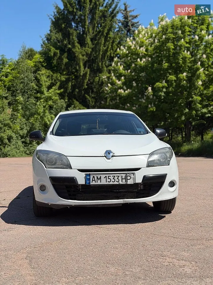 2010 Renault Megane - мініатюра 17