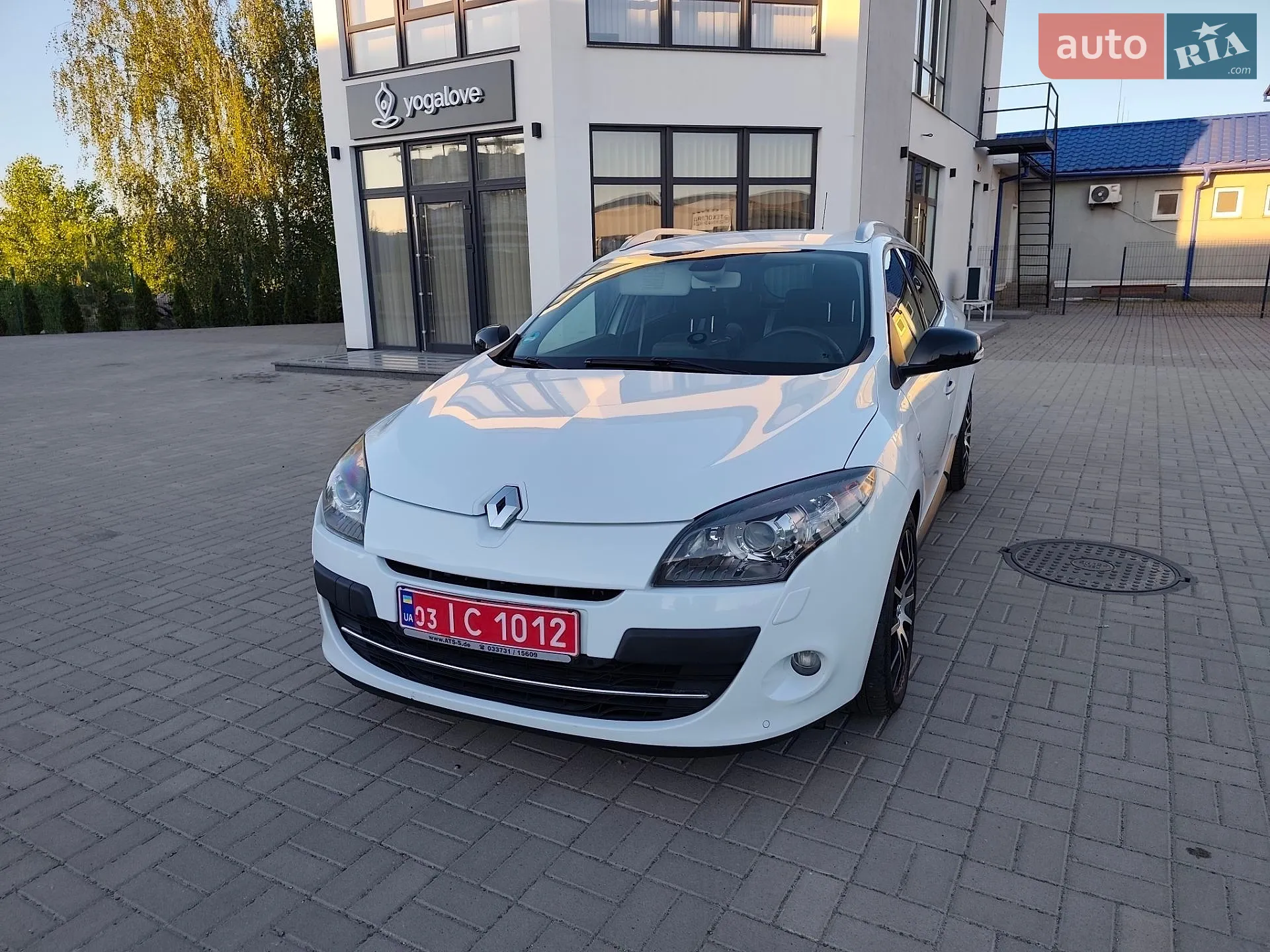 2012 Renault Megane - мініатюра 2
