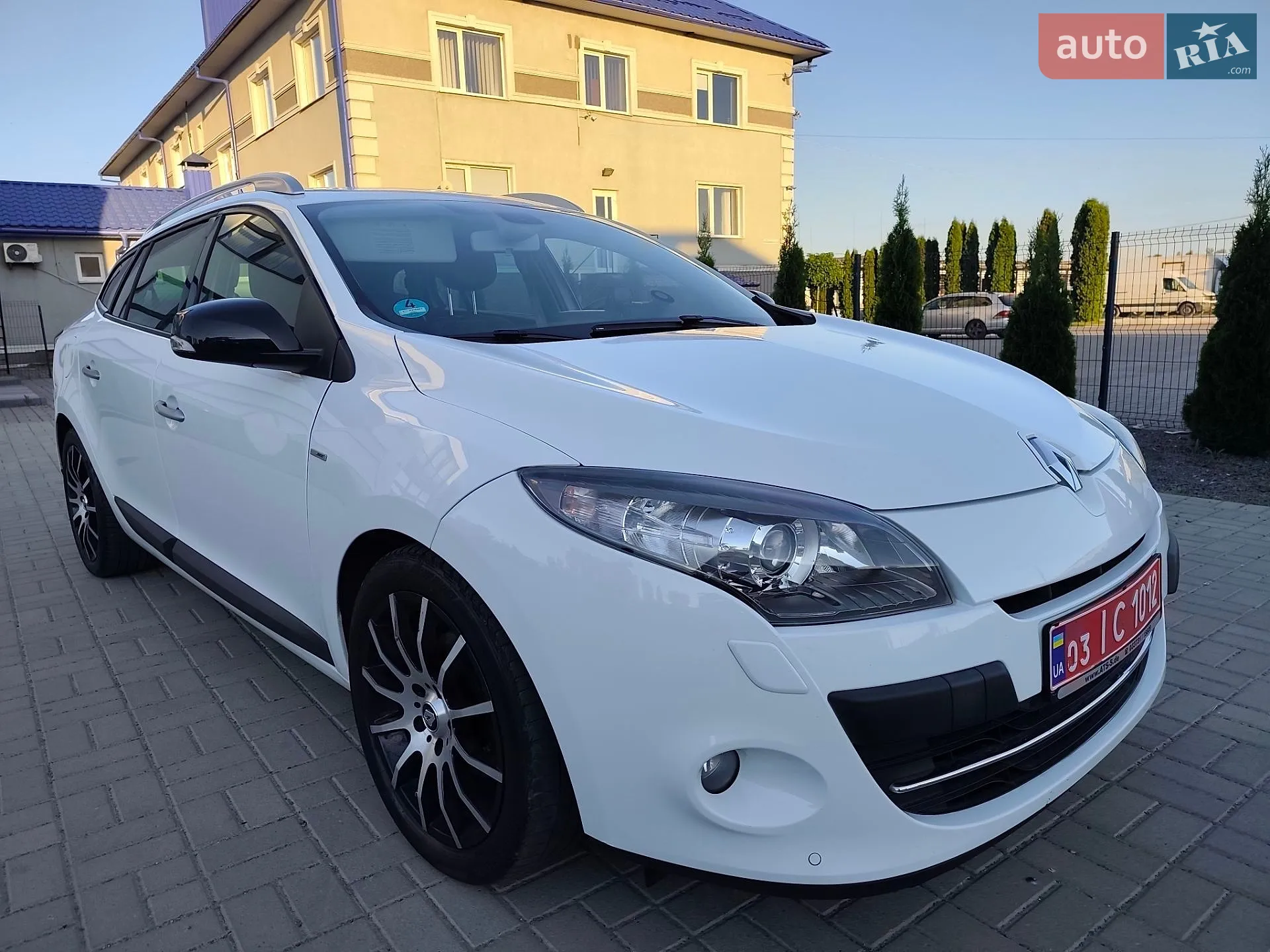 2012 Renault Megane - мініатюра 12